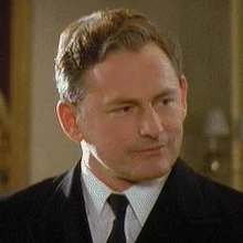 Arquivo:Professor Callahan (LL).webp