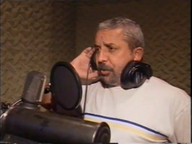 Arquivo:Renato Márcio reportagem.png