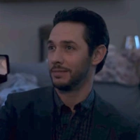Arquivo:Atypical-Miles.png