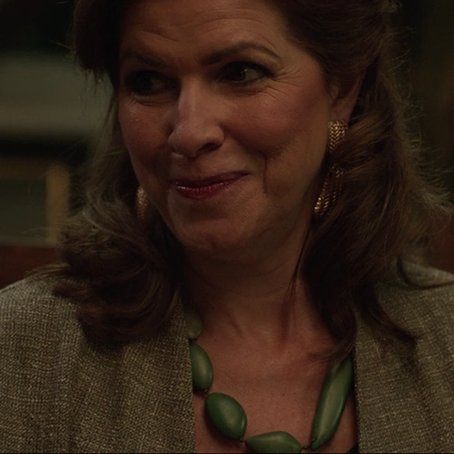 Arquivo:Elaine Walters (MH-DdH).png