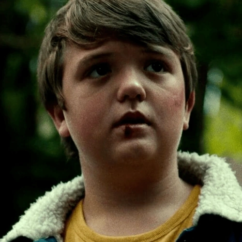 Arquivo:Wilson Fisk (criança) (DD).png