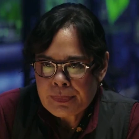 Arquivo:GeK Diretora Hampton.png