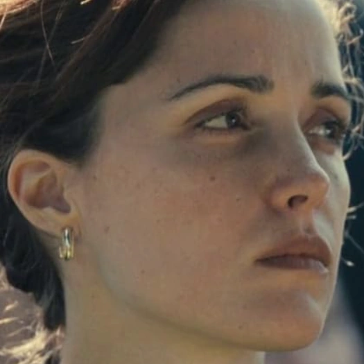 Arquivo:Jennifer Cross (OLOTT).png
