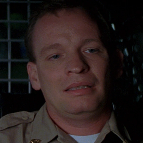 Arquivo:Officer 29.webp