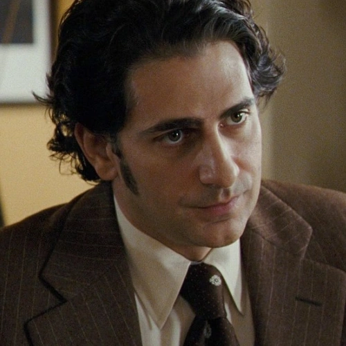 Arquivo:Detective Len Fenerman-DMC.webp
