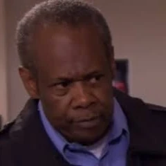 Arquivo:Hank The Office US.jpeg