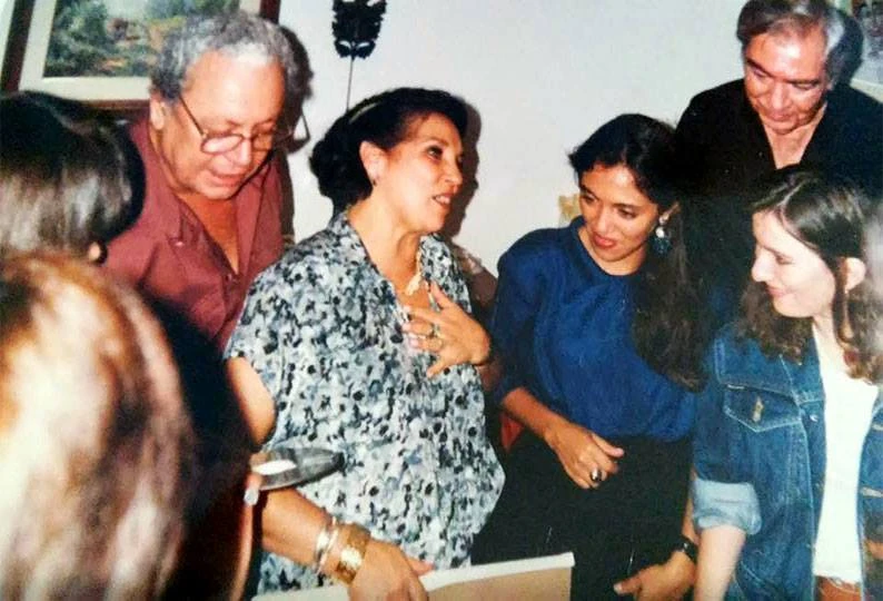 Arquivo:Darcy Pedrosa Carmen Sheila Jomeri Pozzoli e Miriam Ficher (anos 1980-1990).jpg