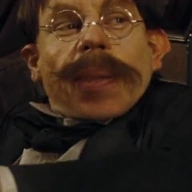 Arquivo:HP4FiliusFlitwick.png