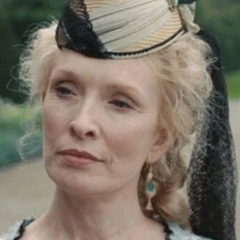 Arquivo:Helen Kingsleigh.jpeg