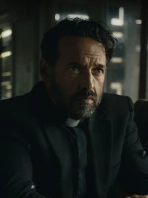 Arquivo:Padre Khatri.jpg
