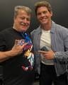Manolo Rey Junto com o Ator do Tom, James Marsden
