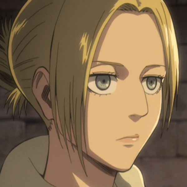 Arquivo:Annie Leonhart (AoT-ODdI).png