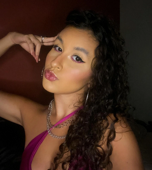 Malu Melo.png