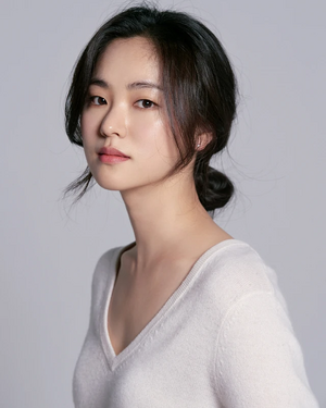 Jeon Yeo-Bin 2.jpg