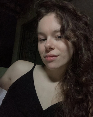 Luiza Laynes.jpg
