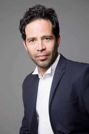 Mauricio Isaac.jpg