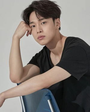 Kang You-Seok.jpg