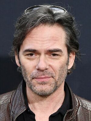 Billy Burke.jpg