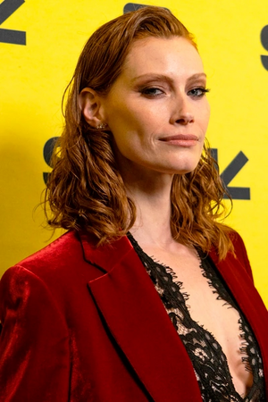 Portrait Alyssa Sutherland.png