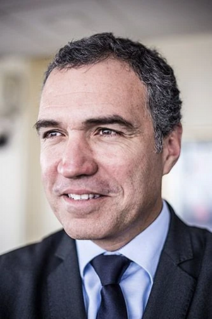 Salvador del Solar.jpg