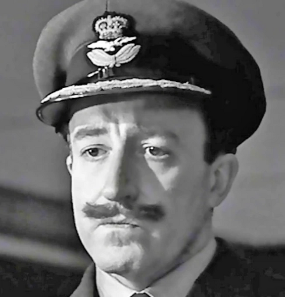 Arquivo:Lionel Mandrake.png