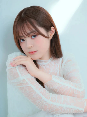Anna Nagase.jpg