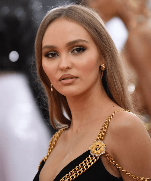 Arquivo:Lily-Rose Depp.webp