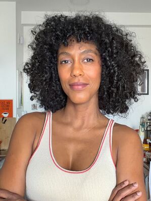 Vanessa Mello.jpg