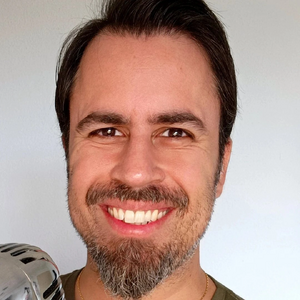 Leo Salgado.png