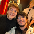 Dublador do Denji (Erick Bougleux) com o criador de conteúdo digital Gabriel Fanart na Pré-Estreia em São Paulo 20/08/2025.