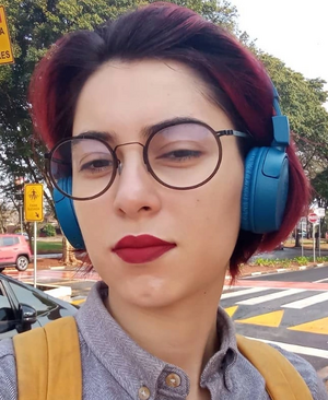 Beatriz Schwartz.png