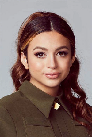Josie Totah 2.png