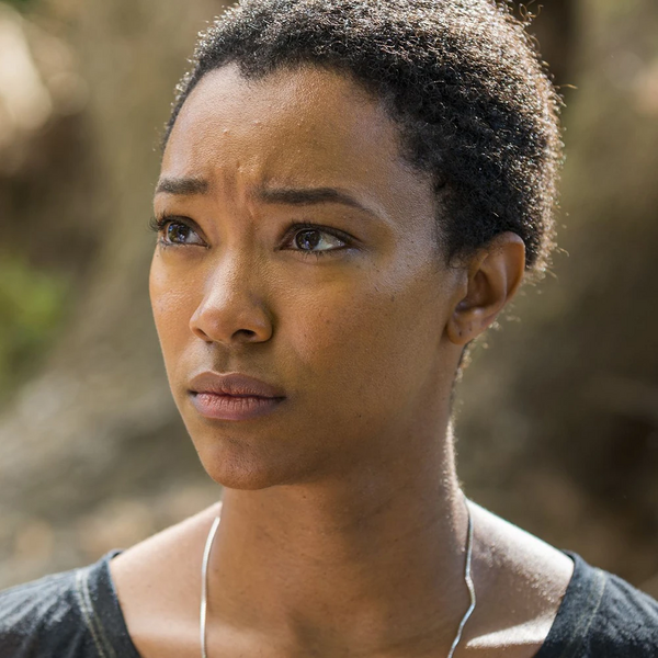 Arquivo:Sasha (TWD).jpg