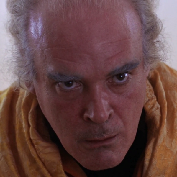 Arquivo:Sr.Alexander.LM.png
