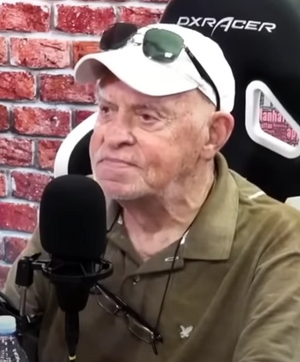 Silvio Luiz.png