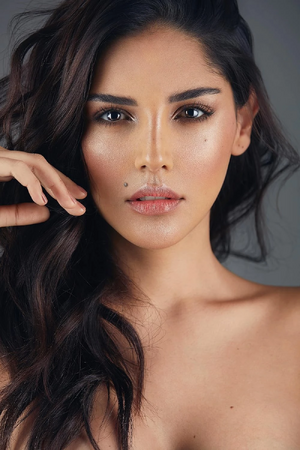 Laura Barjum.jpg