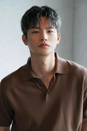 Seo In-Guk.jpg