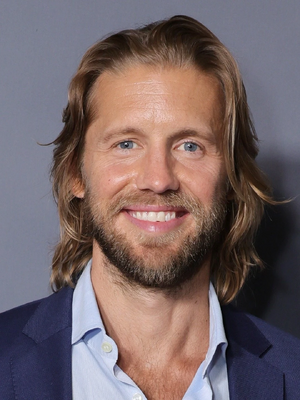 Matt Barr.jpg
