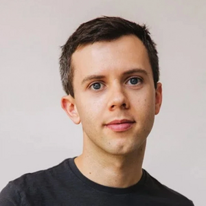 Cole Escola.jpg