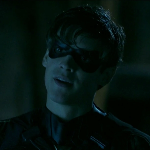 Arquivo:RobinTitans1x02.png