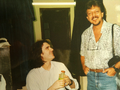 Paulo junto com Paulo Wolf nos bastidores de Laços Eternos em 1996.