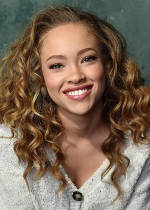 Shelby Simmons.jpg