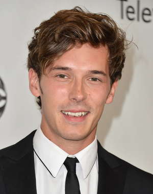 Sam Palladio.png