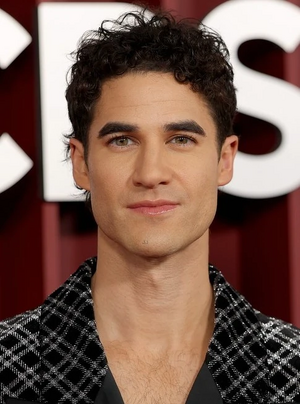Darren-criss-tony-awards-02~2.jpg
