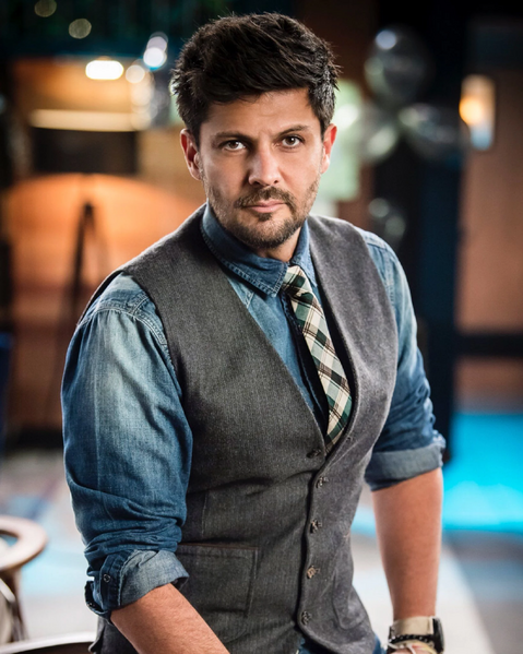 Arquivo:Fabián Robles.jpg