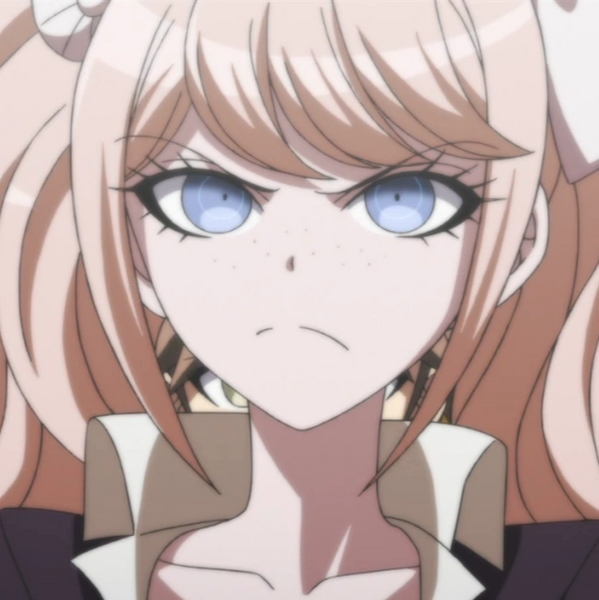 Arquivo:Mukuro Ikusaba (Disfarce) (DRTA).png