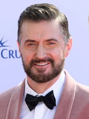 Richard Armitage.png