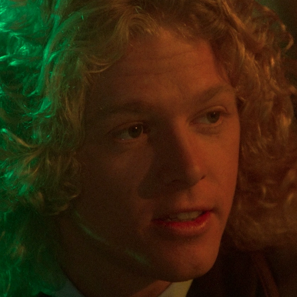 Arquivo:Tommy Ross (CAE1976).png