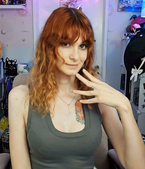 Kayleigh McKee.png