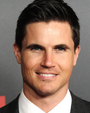Robbie Amell